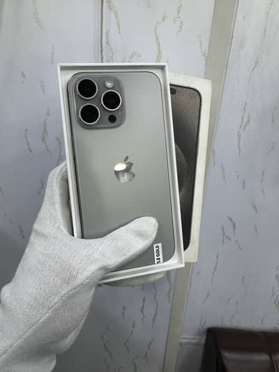 I phone 15 pro Max 256 GB JV 98% Battery Health 10 by 10