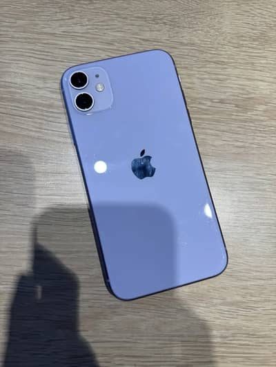 iphone 11 64 Gb  Jv 10/10 in lush condition