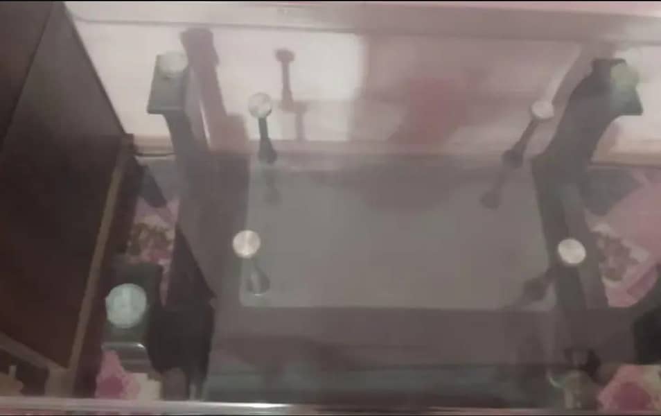 full glass table 1