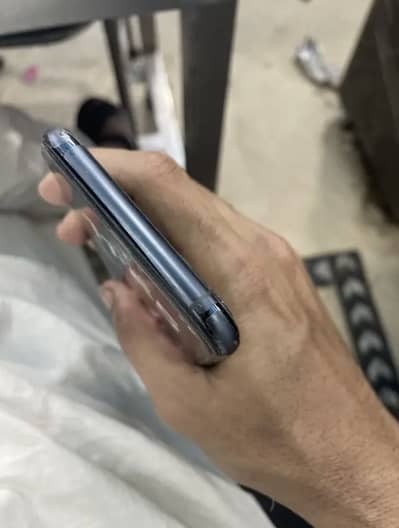 I phone 11 pro max non pta