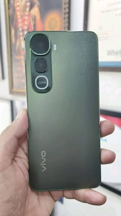 Vivo y400 used 10/10 condition