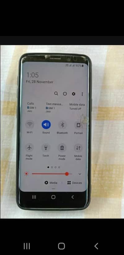 Samsung galaxy s9 4  64  pta proof frint camera and back camera good