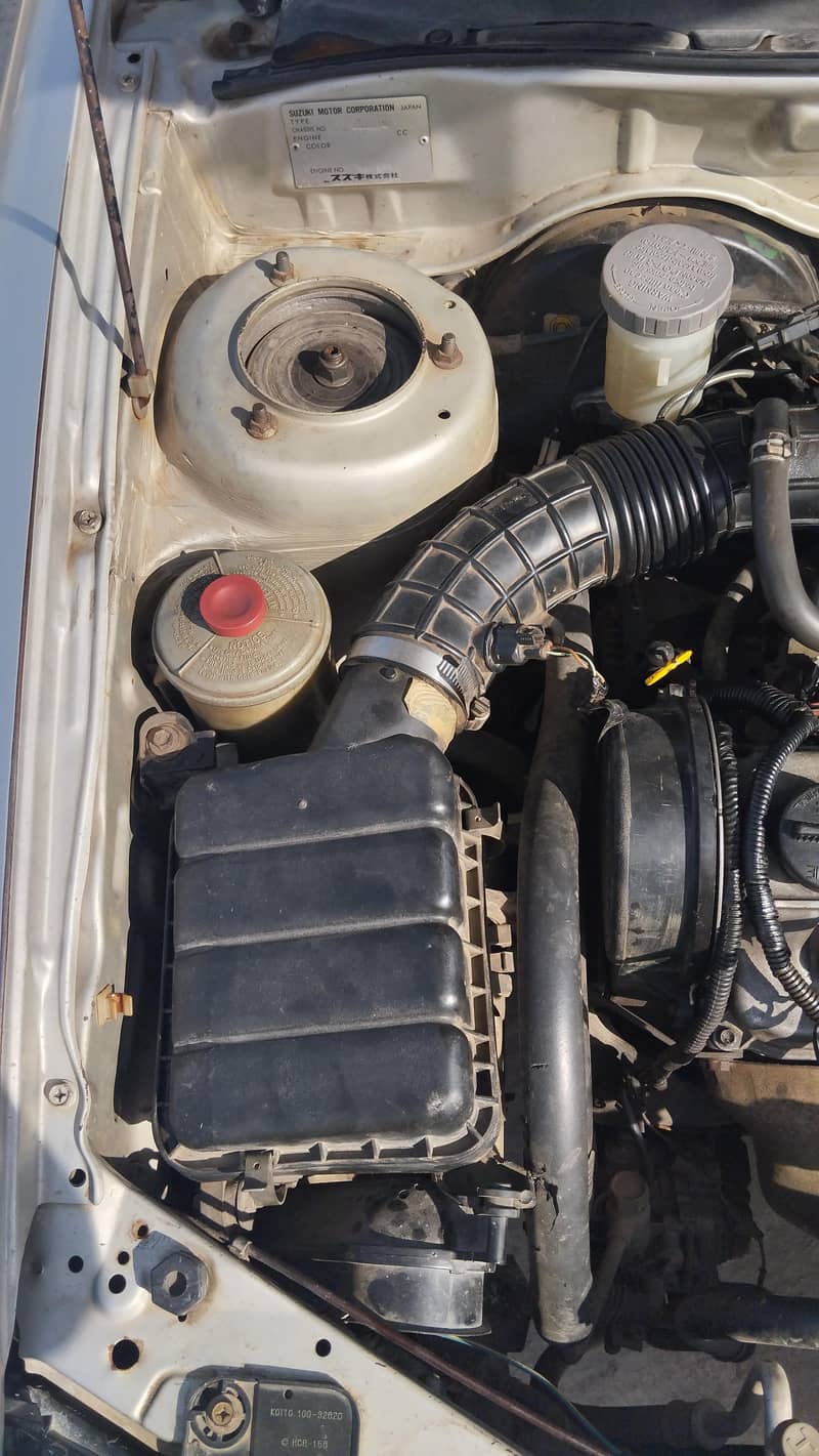 سوزوکی بلینو انتہائی اچھی کنڈیشن میں 4