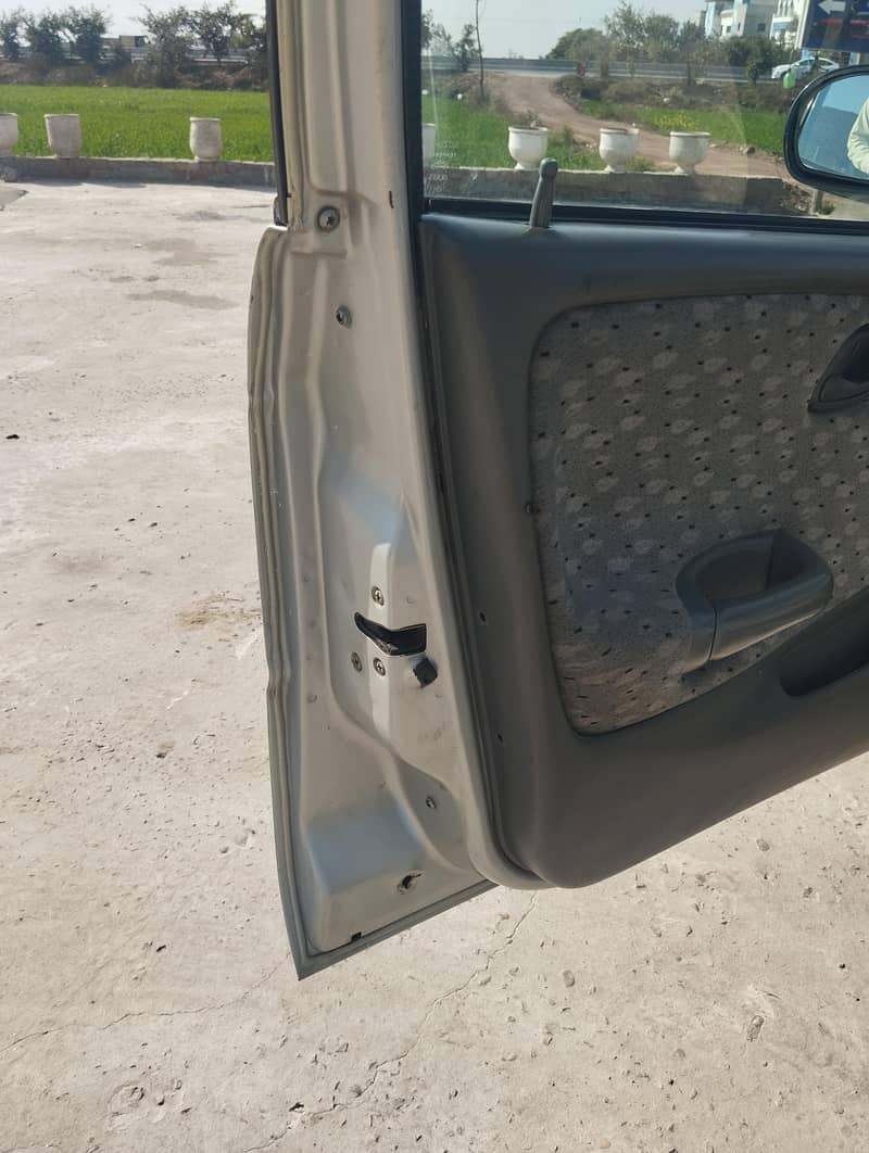 سوزوکی بلینو انتہائی اچھی کنڈیشن میں 6