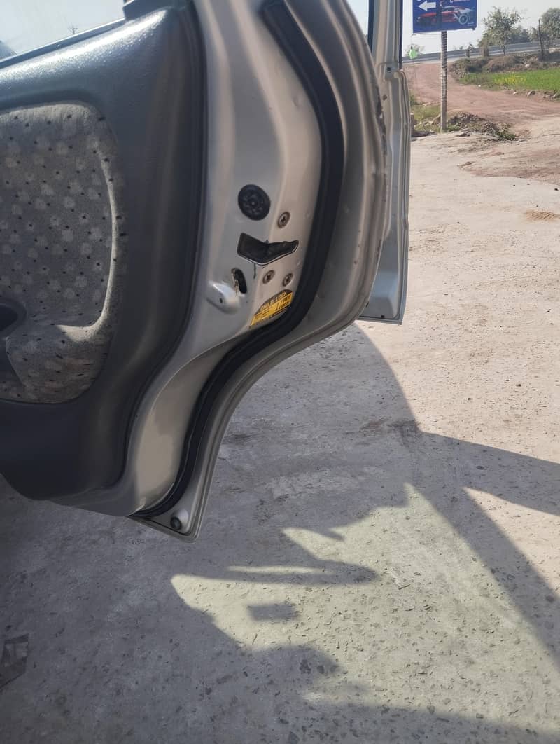 سوزوکی بلینو انتہائی اچھی کنڈیشن میں 17