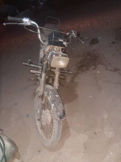 Honda 70 bike 03133357652 20000