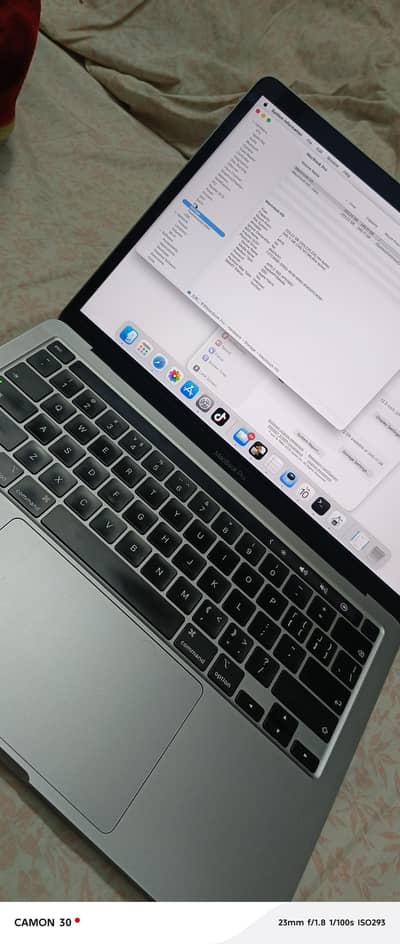Macbook Pro M2  03086411433