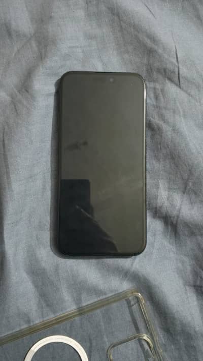 Apple iPhone 15 Pro Max JV with minor dot on Dynamic Island