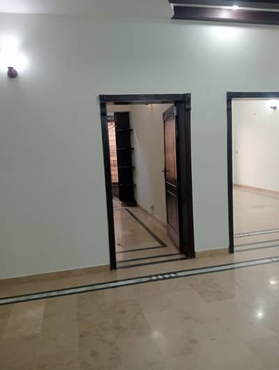 7marla 2beds DD TV lounge kitchen attached baths neat clean upper portion for rent in G 13 1 islamabad saprete