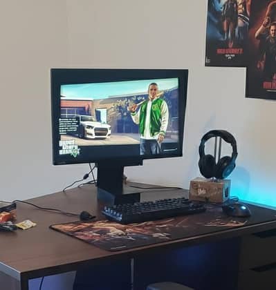 Lenovo 2 in 1 Gaming PC