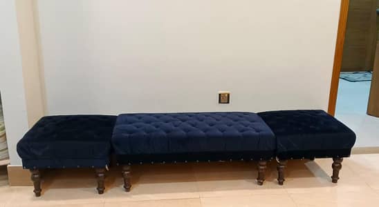 center table and puffy set