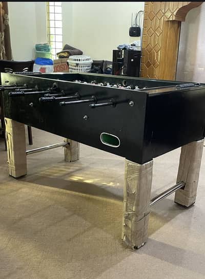 Fuss ball Urgent sale