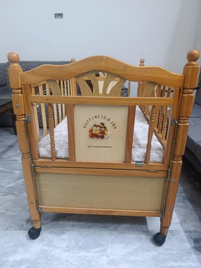 baby cot for sale