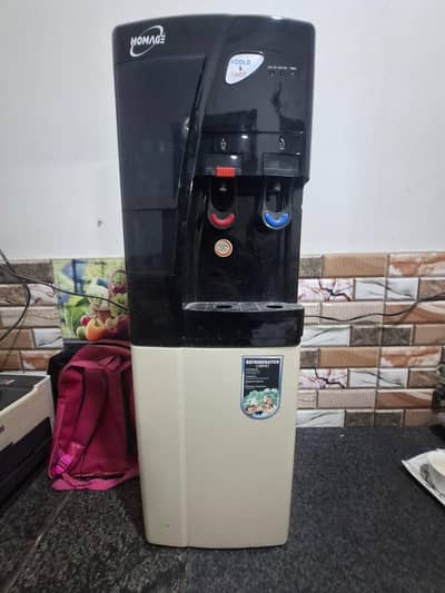 Homage Hot & Cold Water Dispenser – Excellent Condition
