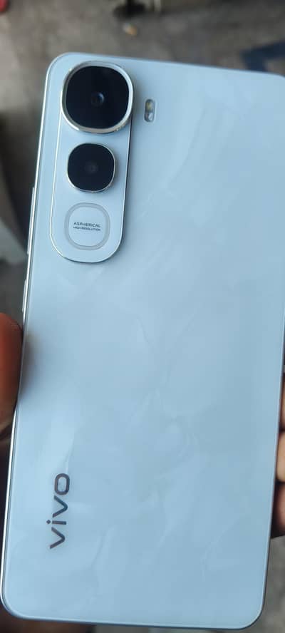 vivo y400 5g urgentl sale  03064190941