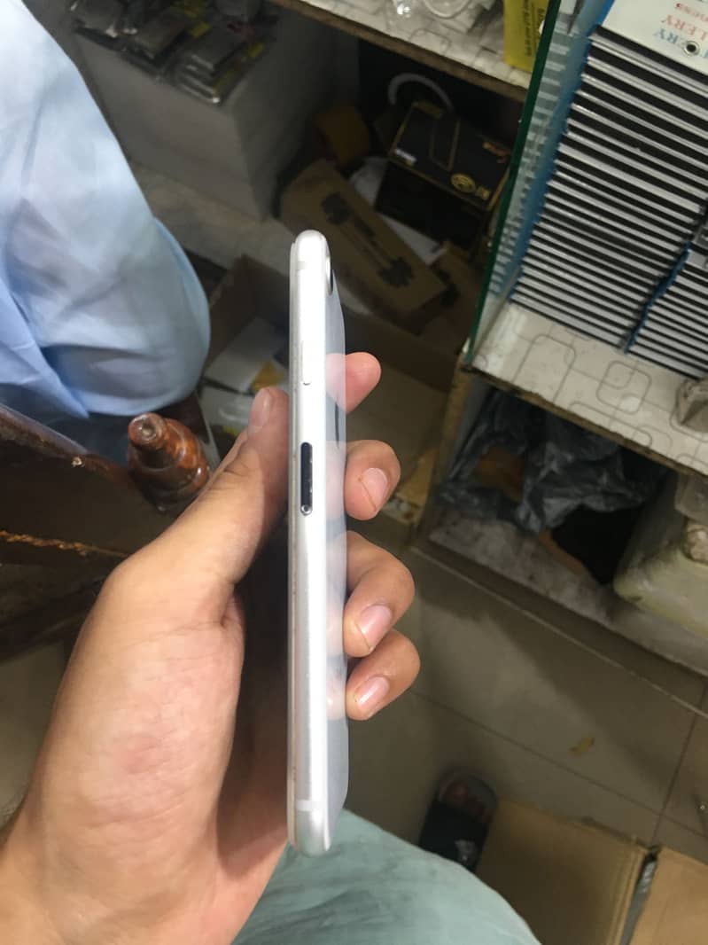 IPHONE 8 PTA APPROVED 4