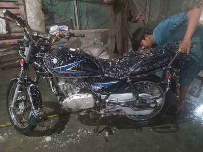 GS suzuki 150 2017 model