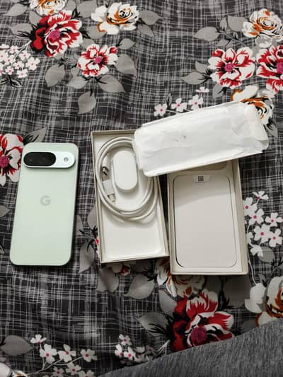 Google pixel 9 12/128 wintergreen