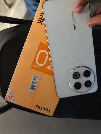 Tecno spark 30 pro Ram 16 128GB