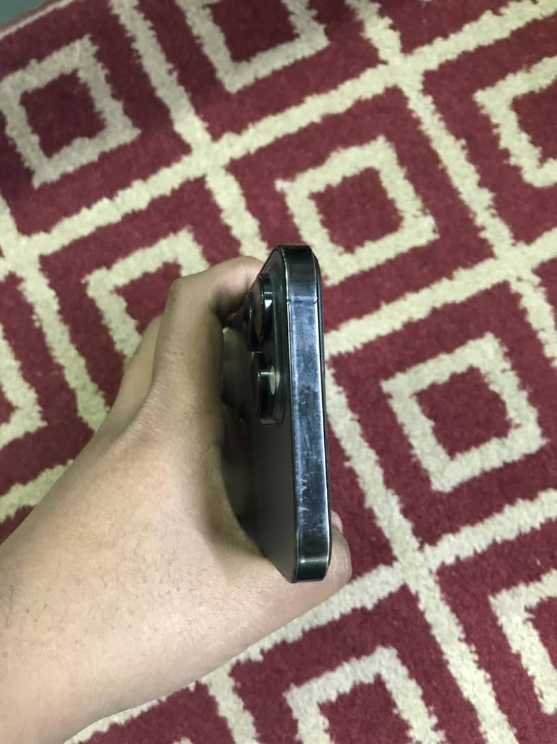 iPhone 14 pro max Patch 2