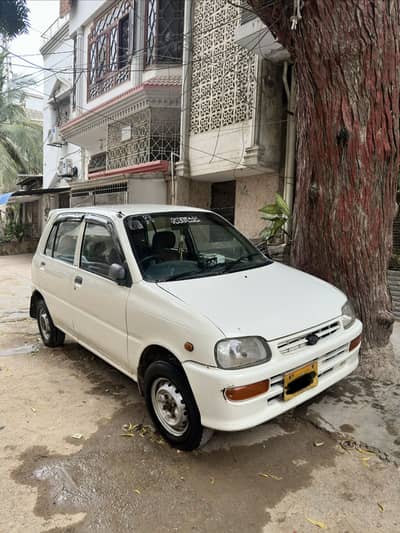 DAIHATSU COURE 2001