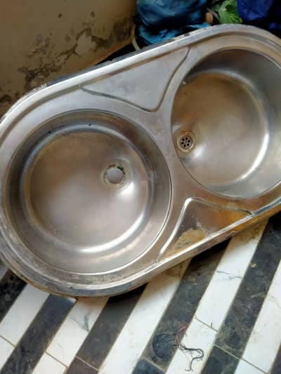 kitchen sink good condition  kitchen home appliance