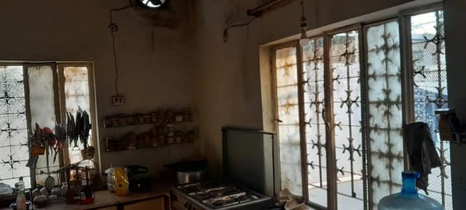 Prime Location North Nazimabad - Block D House For sale Sized 600 Square Yards