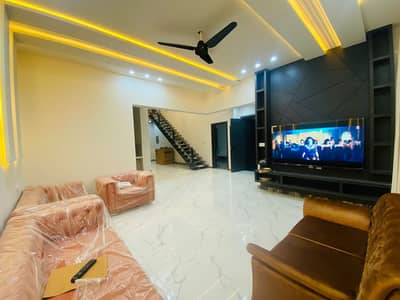 Luxury House & portion available for Rent in all over Faisalabad Rent Range 50000 to 600000