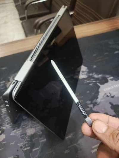Samsung Notebook 9 Pro 2in1 Core i7-8th 16GB 256GB 2GB AMD Graphics