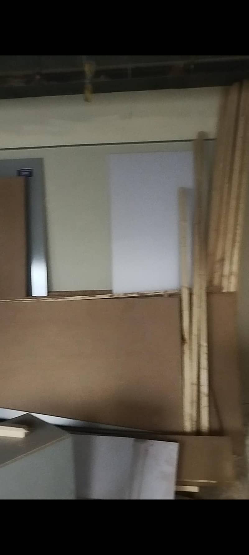 almost new sheets & cabnets 4