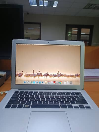 Macbook Air 128GB like New