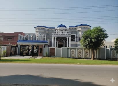 NFC Phase1 2 Kanal Spanish Luxury House For Sale