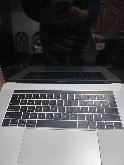 Macbook pro 2018 i9 32gb 1tb