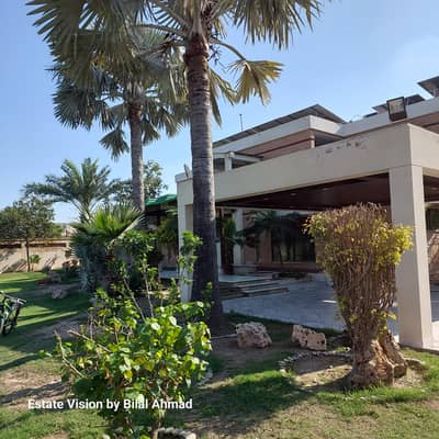 7 Kanal House Available For Rent