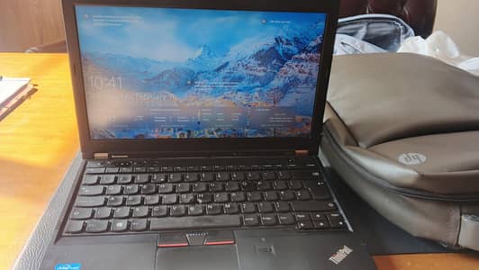 lenovo Core i5 vPro Intel