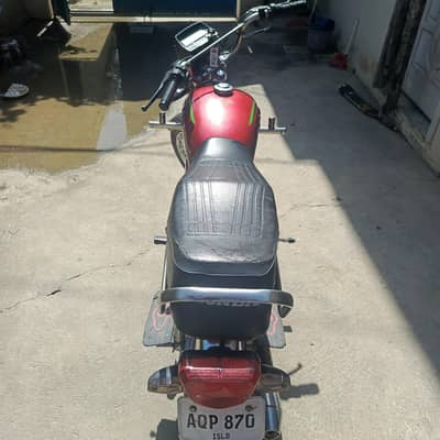 RP 70cc neat and clean bike one handed used with care