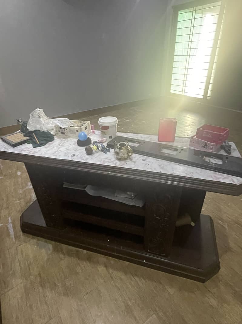 Solid wooden table 3