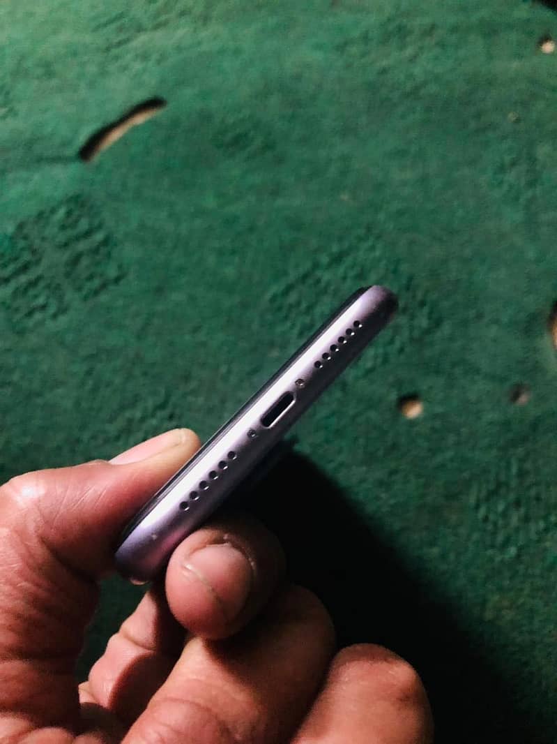 iphone 11 fu 4