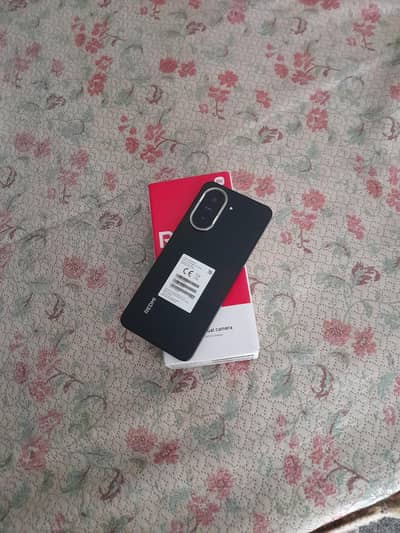 redme A5 4 64 gb condition 10/10  8 maa. kee warranty hy saman Sara hy