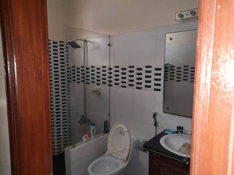 Dha Defense Phase 7 Anwar-E-Shaheed 15