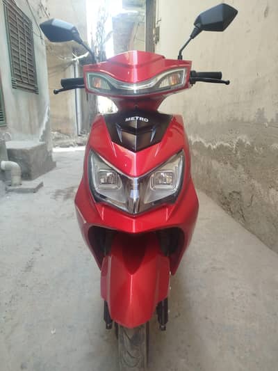 Metro Scooty