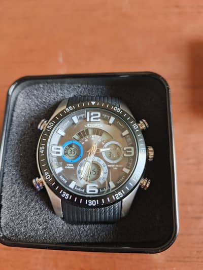 Quamer Sport Watch – Durable & Stylish!"