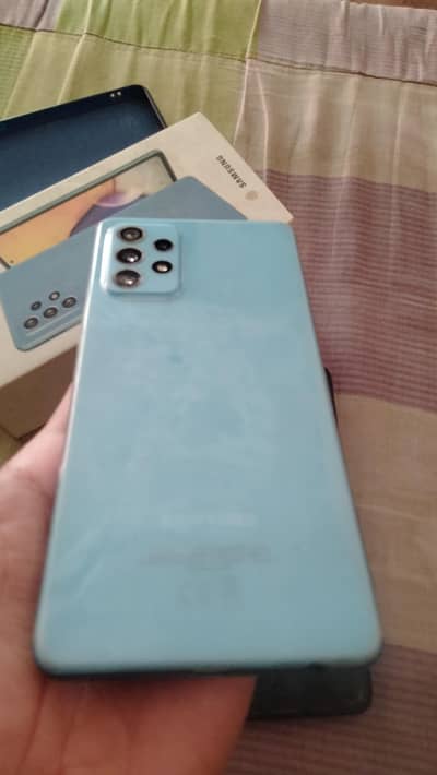 Samsung Galaxy A72 8GB 128GB With Accessories