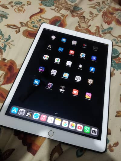 iPad pro 12.9 inch UrgentFORsale factory unlocked face time