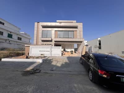 14 Marla Luxury House for sale in Islamabad F15-2!