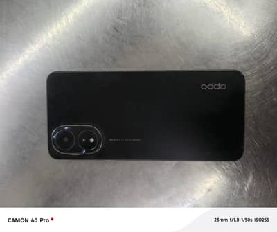 mobile num 03027392673 Baki panel ma line ha battery  helt Kay oper