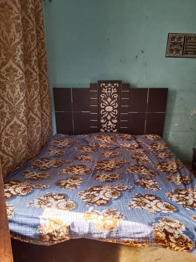 Double Bed And Decing For Sell