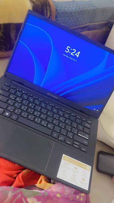 ASUS Vivobook 14