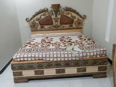 bed with dressing king level bed