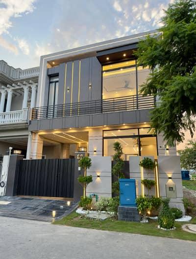 5 Marla Lavish Bungalow For Rent In DHA Phase 9 Town Lahore